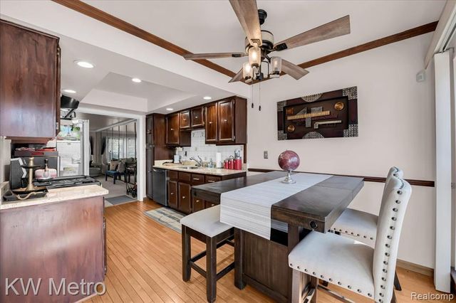25333 Greenbrooke Drive, Southfield, MI 48033