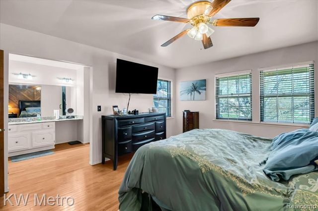 25333 Greenbrooke Drive, Southfield, MI 48033