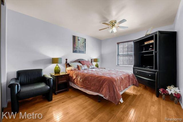 25333 Greenbrooke Drive, Southfield, MI 48033