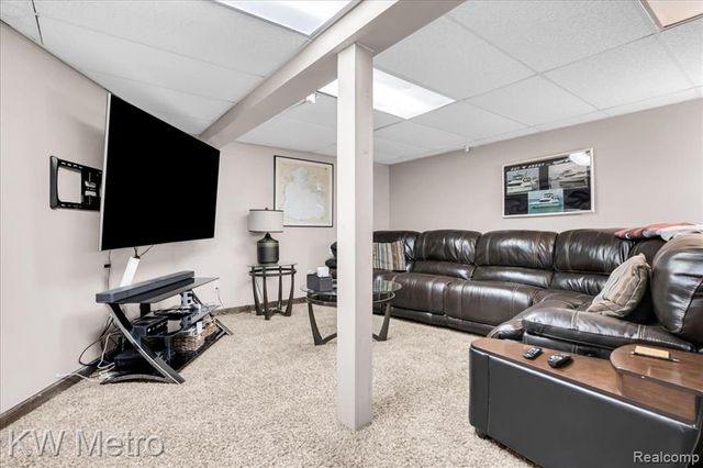 25333 Greenbrooke Drive, Southfield, MI 48033