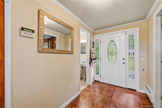 2590 Darnley Place, Yorktown Heights, NY 10598