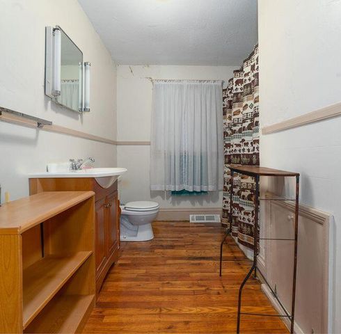 8122 Rich Patch RD, Covington, VA 24426