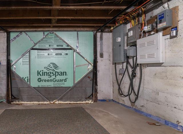 8122 Rich Patch RD, Covington, VA 24426