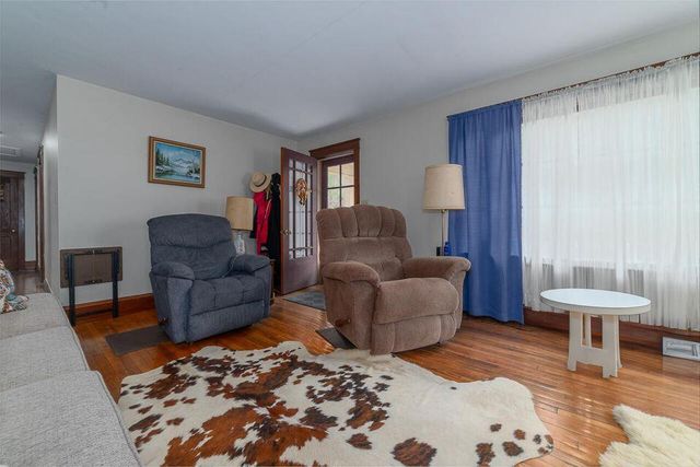 8122 Rich Patch RD, Covington, VA 24426