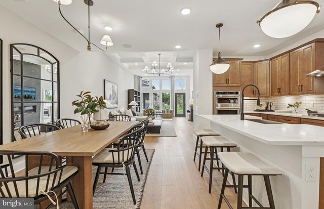 5929 SUNSTON LN, Haymarket, VA 20169