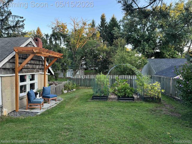425 Cabinet Street, Milford Village, MI 48381