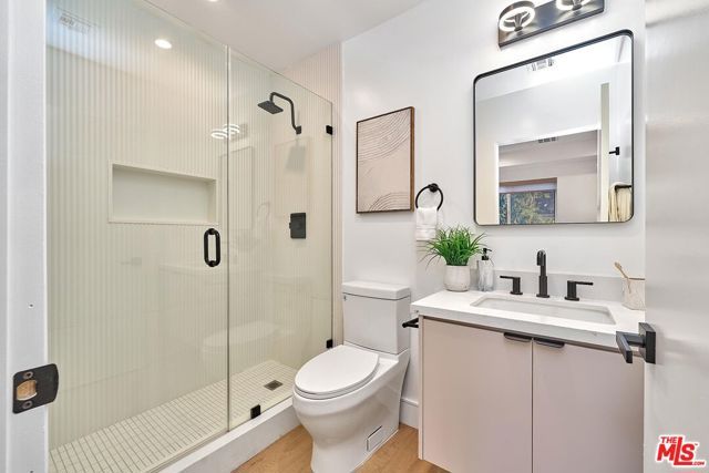 6849 N Figueroa Street, Los Angeles, CA 90042