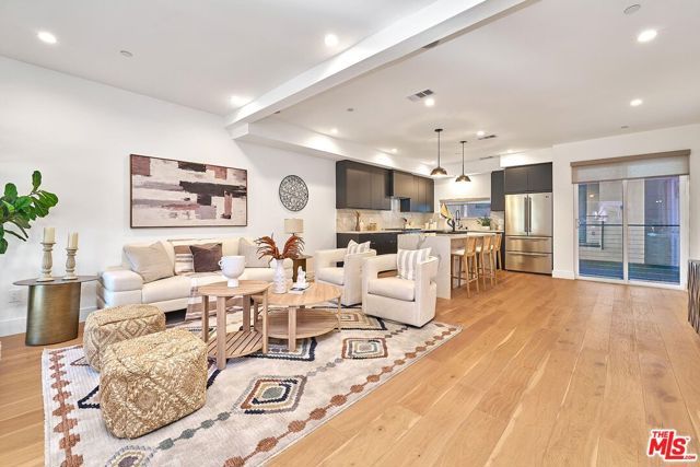 6849 N Figueroa Street, Los Angeles, CA 90042