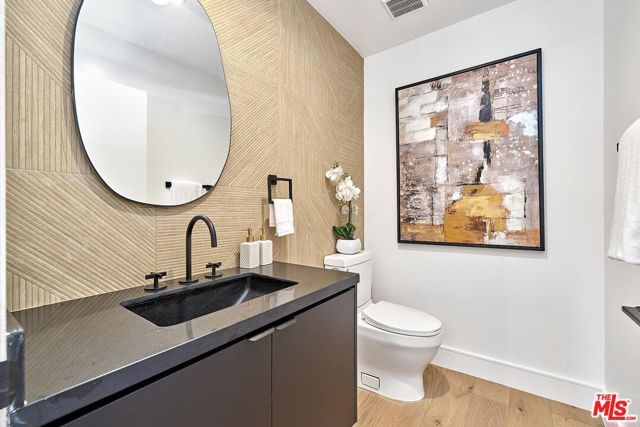 6849 N Figueroa Street, Los Angeles, CA 90042