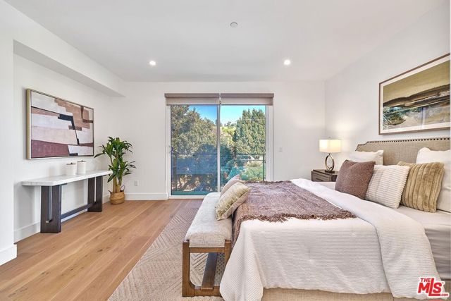 6849 N Figueroa Street, Los Angeles, CA 90042