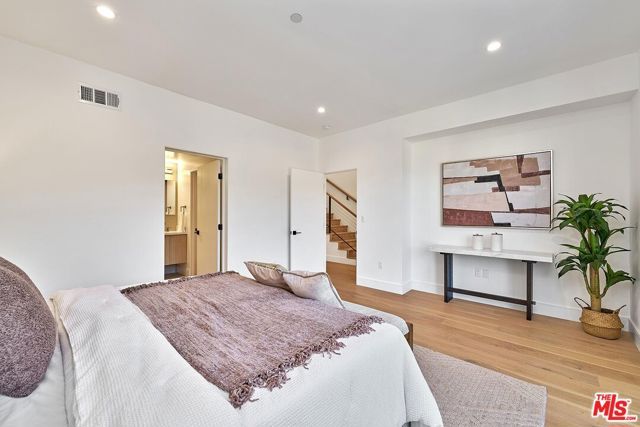 6849 N Figueroa Street, Los Angeles, CA 90042