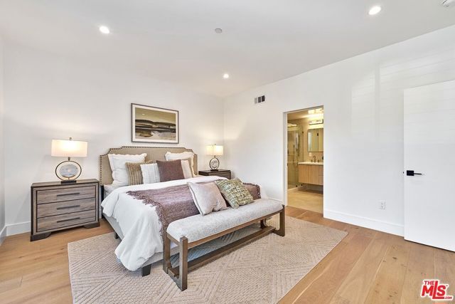 6849 N Figueroa Street, Los Angeles, CA 90042