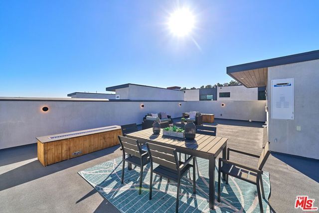 6849 N Figueroa Street, Los Angeles, CA 90042