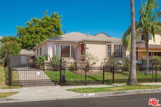 1817 S Genesee Avenue, Los Angeles, CA 90019