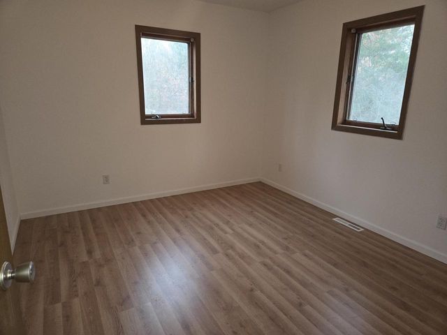 1877 W 16th Avenue, Friendship, WI 53934