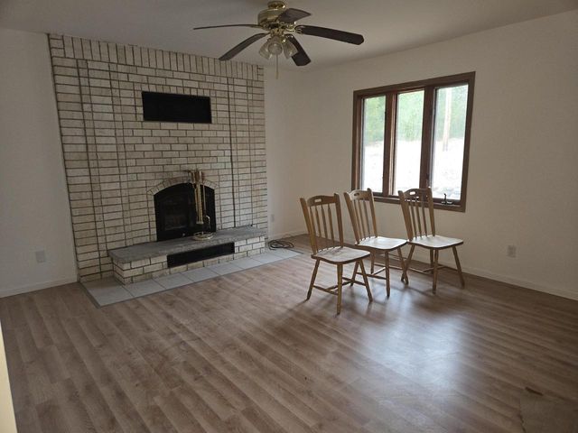 1877 W 16th Avenue, Friendship, WI 53934