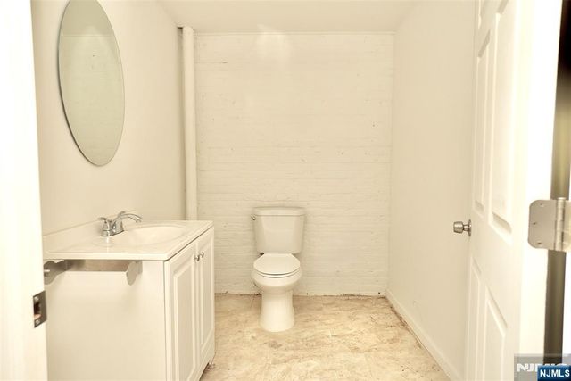 59 N 14th Street, East Orange, NJ 07017