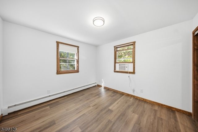 27 Hewitt aka Garwood Rd, West Milford Twp., NJ 07421