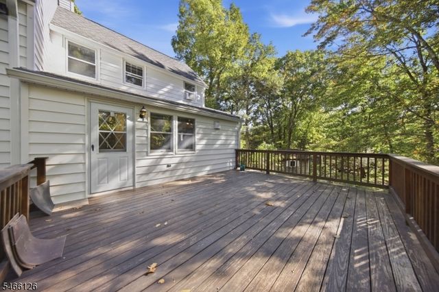 27 Hewitt aka Garwood Rd, West Milford Twp., NJ 07421