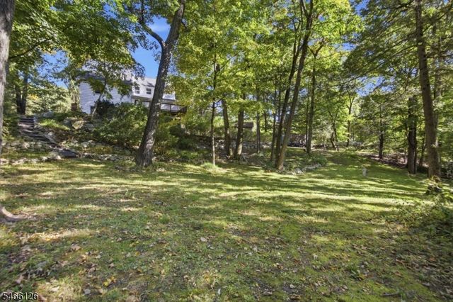 27 Hewitt aka Garwood Rd, West Milford Twp., NJ 07421