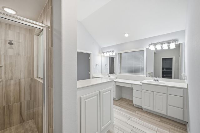 6802 Monarch Falls Lane, Katy, TX 77493