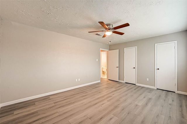 17103 Blackhawk Boulevard, Friendswood, TX 77546