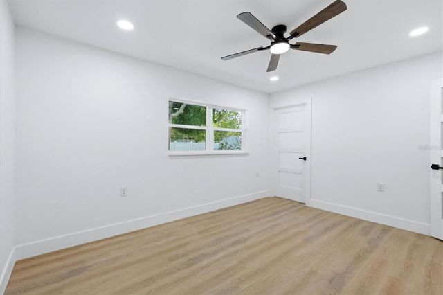 4420 W BAY COURT AVENUE, Tampa, FL 33611