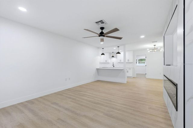 4420 W BAY COURT AVENUE, Tampa, FL 33611