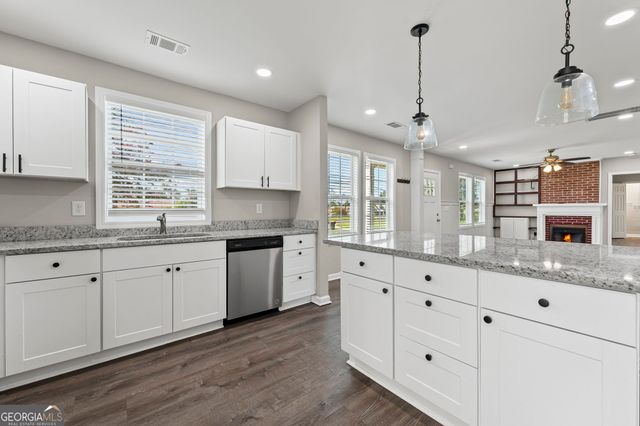 261 Lagrange Street, Newnan, GA 30263