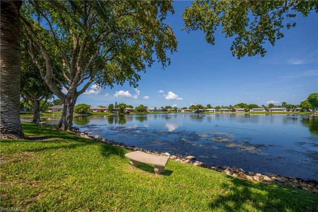 9782 Deerfoot DR, Fort Myers, FL 33919