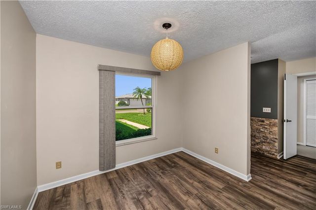 9782 Deerfoot DR, Fort Myers, FL 33919