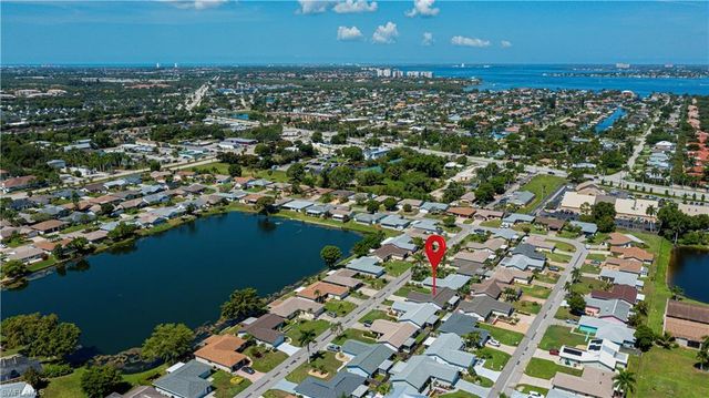 9782 Deerfoot DR, Fort Myers, FL 33919