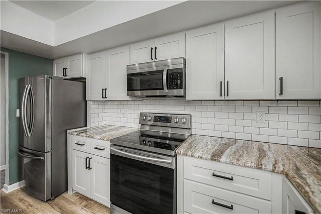 9782 Deerfoot DR, Fort Myers, FL 33919