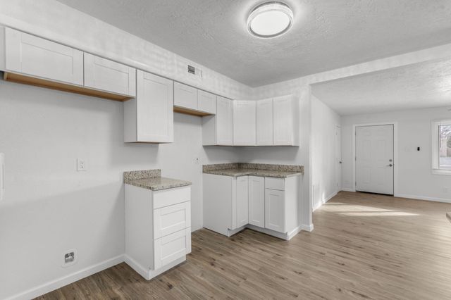 809 La Veta Drive NE, Albuquerque, NM 87108