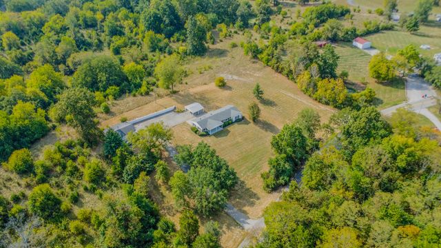 4000 Shadrick Ferry Road, Frankfort, KY 40601
