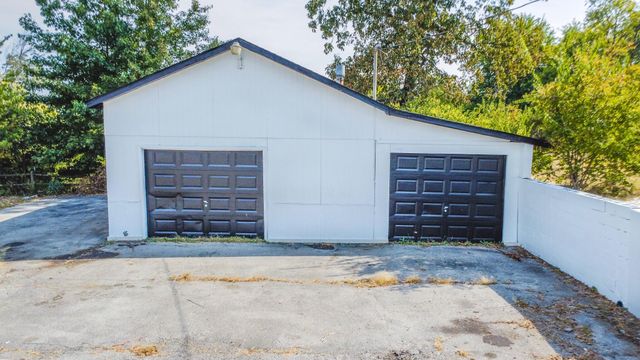 4000 Shadrick Ferry Road, Frankfort, KY 40601