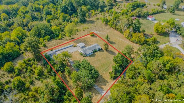 4000 Shadrick Ferry Road, Frankfort, KY 40601