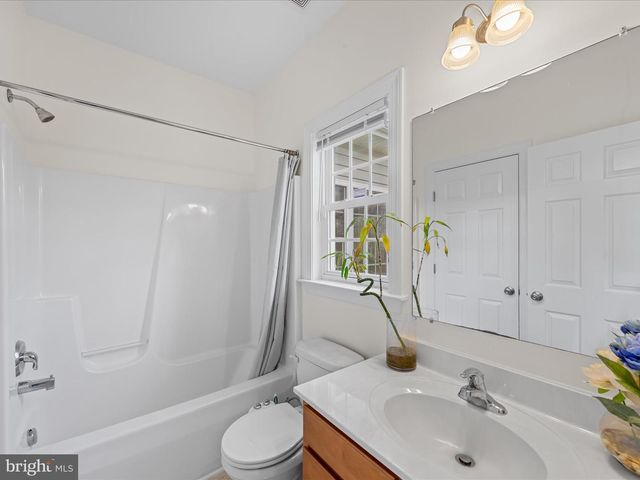 8658 CAMAC ST, Easton, MD 21601