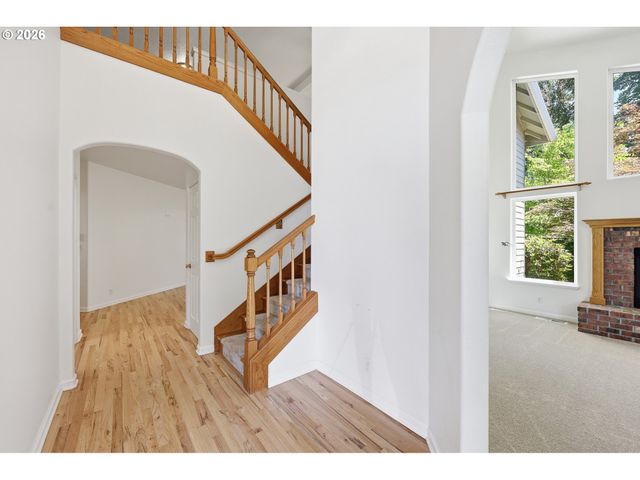 170 DANIEL Dr, Eugene, OR 97404