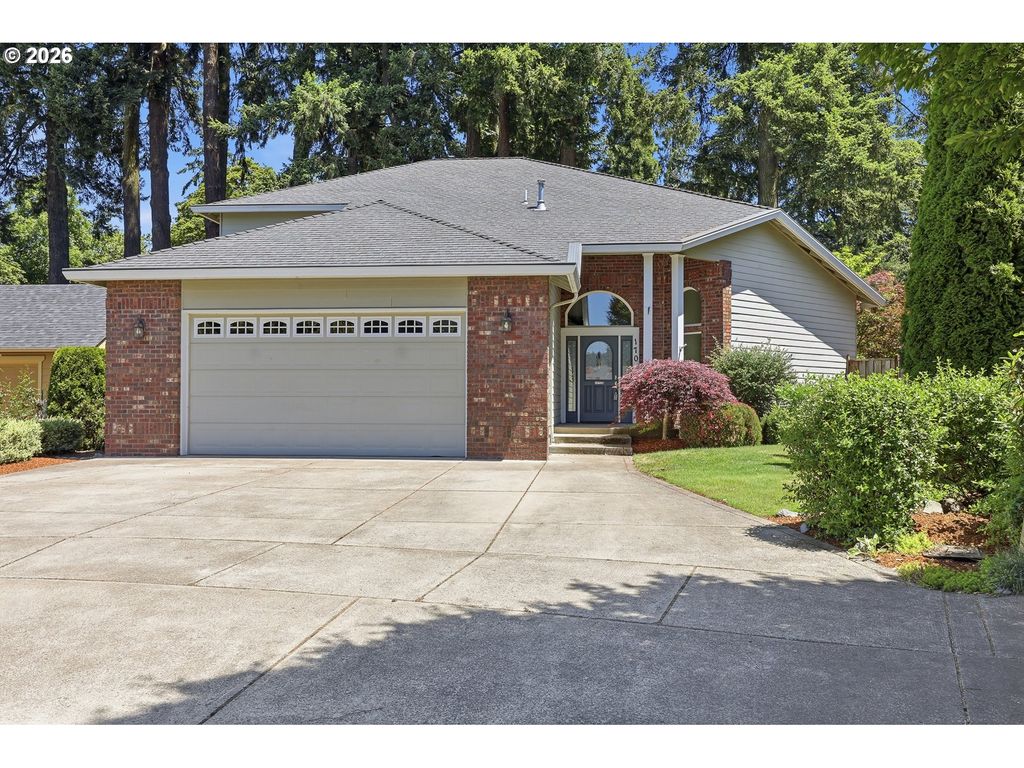 170 DANIEL Dr, Eugene, OR 97404