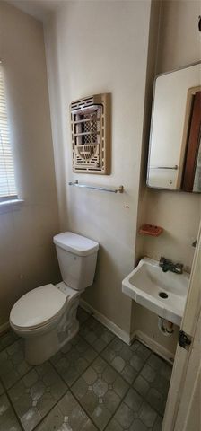 5243 Greylog Drive, Houston, TX 77048
