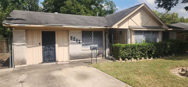 5243 Greylog Drive, Houston, TX 77048