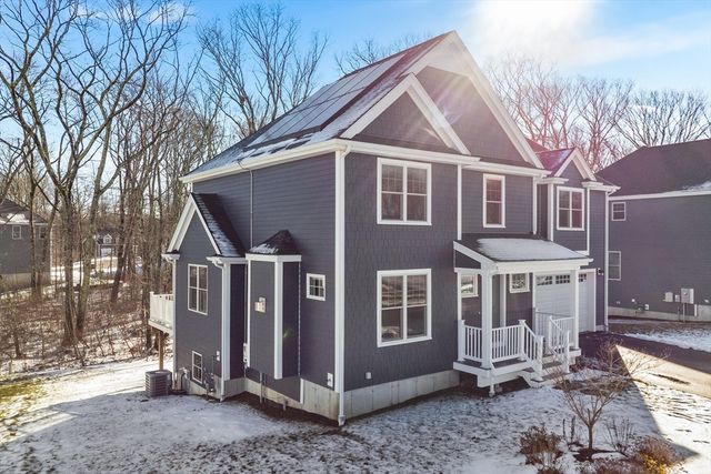 40 Timber Crest Dr, Medway, MA 02053