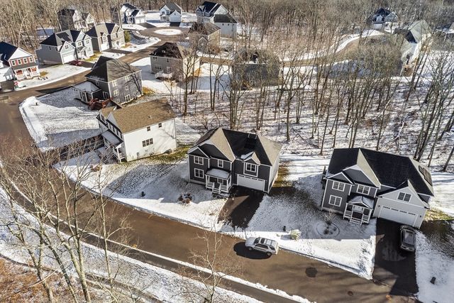 40 Timber Crest Dr, Medway, MA 02053