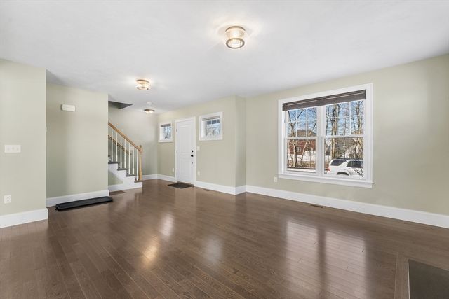 40 Timber Crest Dr, Medway, MA 02053