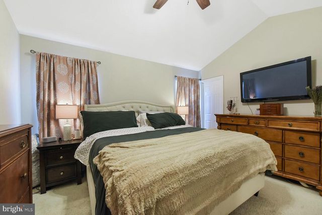 14215 BEDDINGFIELD WAY, Centreville, VA 20121