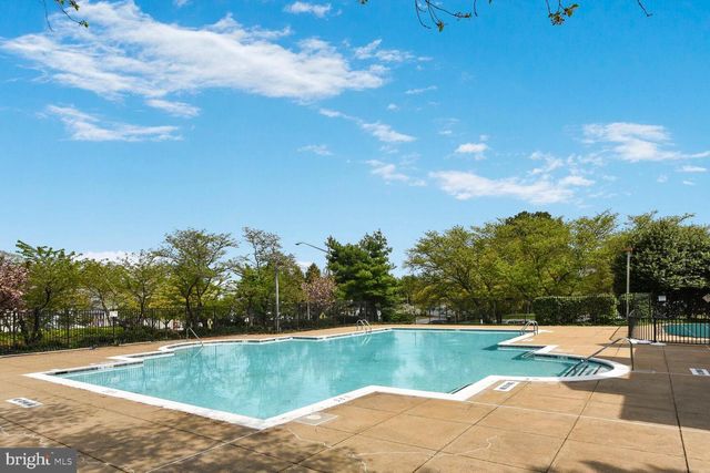 14215 BEDDINGFIELD WAY, Centreville, VA 20121