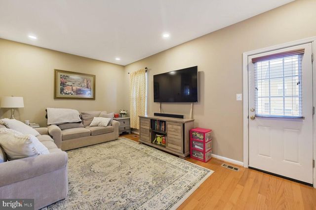 14215 BEDDINGFIELD WAY, Centreville, VA 20121