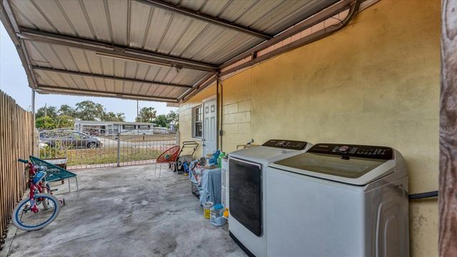 7808 PARISH PLACE, Tampa, FL 33619