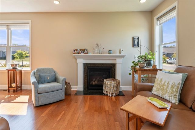 14 Thompson Lane, Canandaigua City, NY 14424